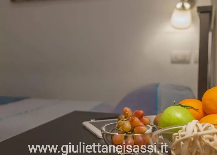 Giulietta Nei Sassi Affittacamere 4*